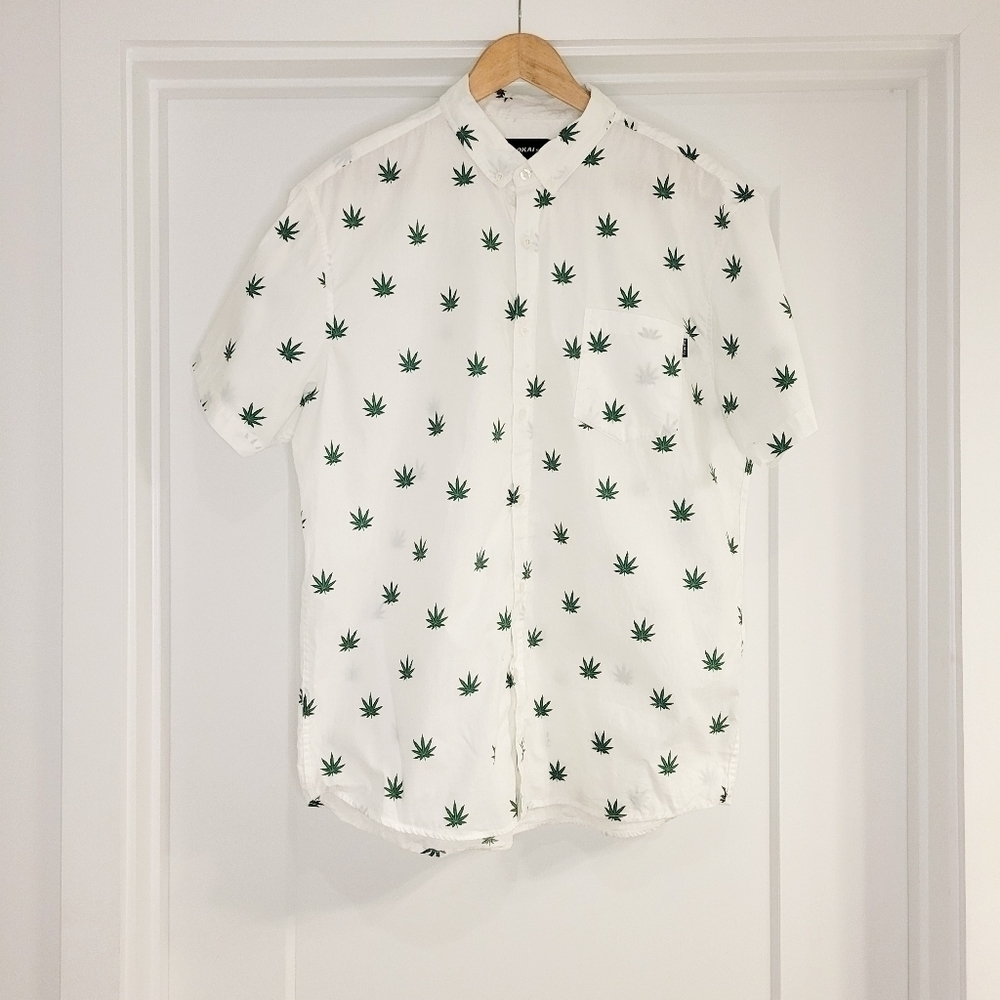 Molokai Men's Leaf Print Button Down Pocket Shirts XL